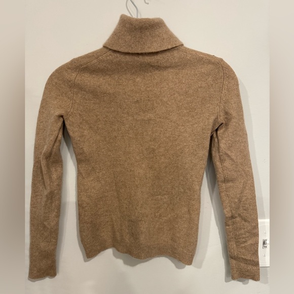 100% Cashmere Charter Club Turtle Neck Sweater - Picture 3 of 6